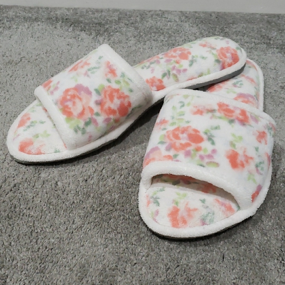 Dearfoams Floral Women's Slippers - White and Pink